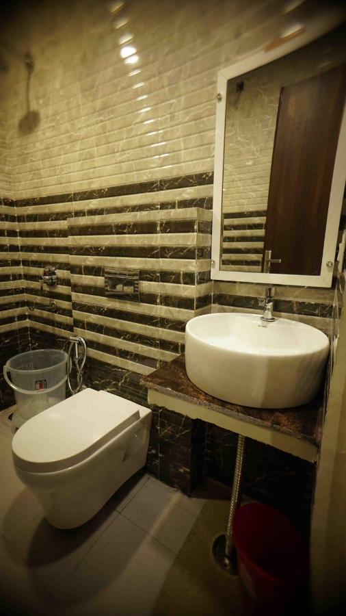 Hotel Soluxe Yamuna Nagar Exterior photo